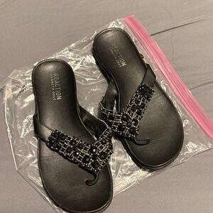 Kenneth Cole Reaction Black Beaded Sandals